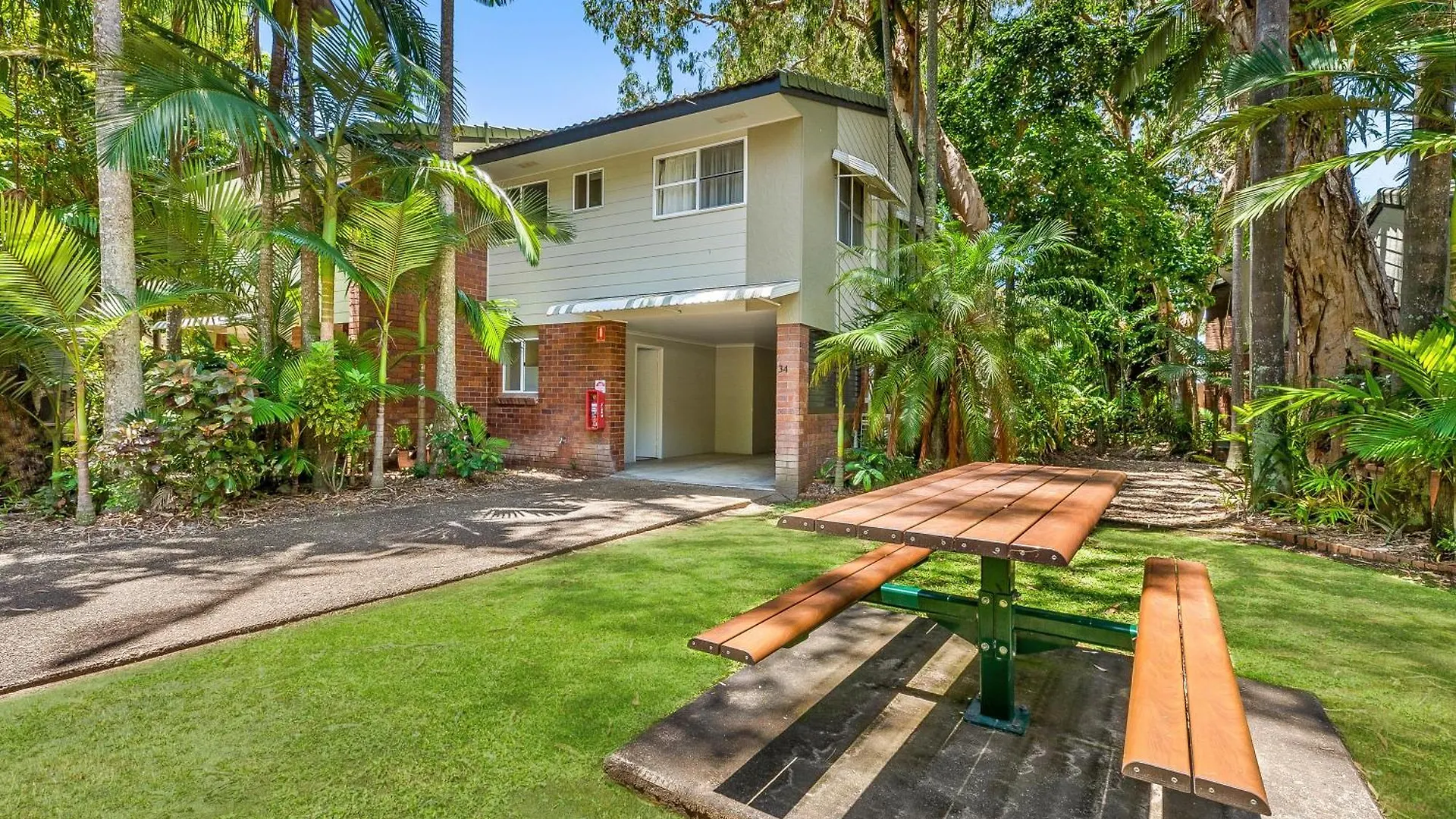 Comfort Resort Blue Pacific Mackay Australia